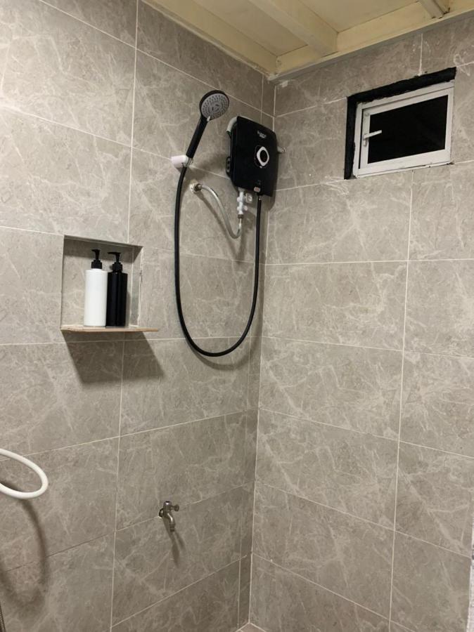 Euc Room Stay Tuaran Exterior photo